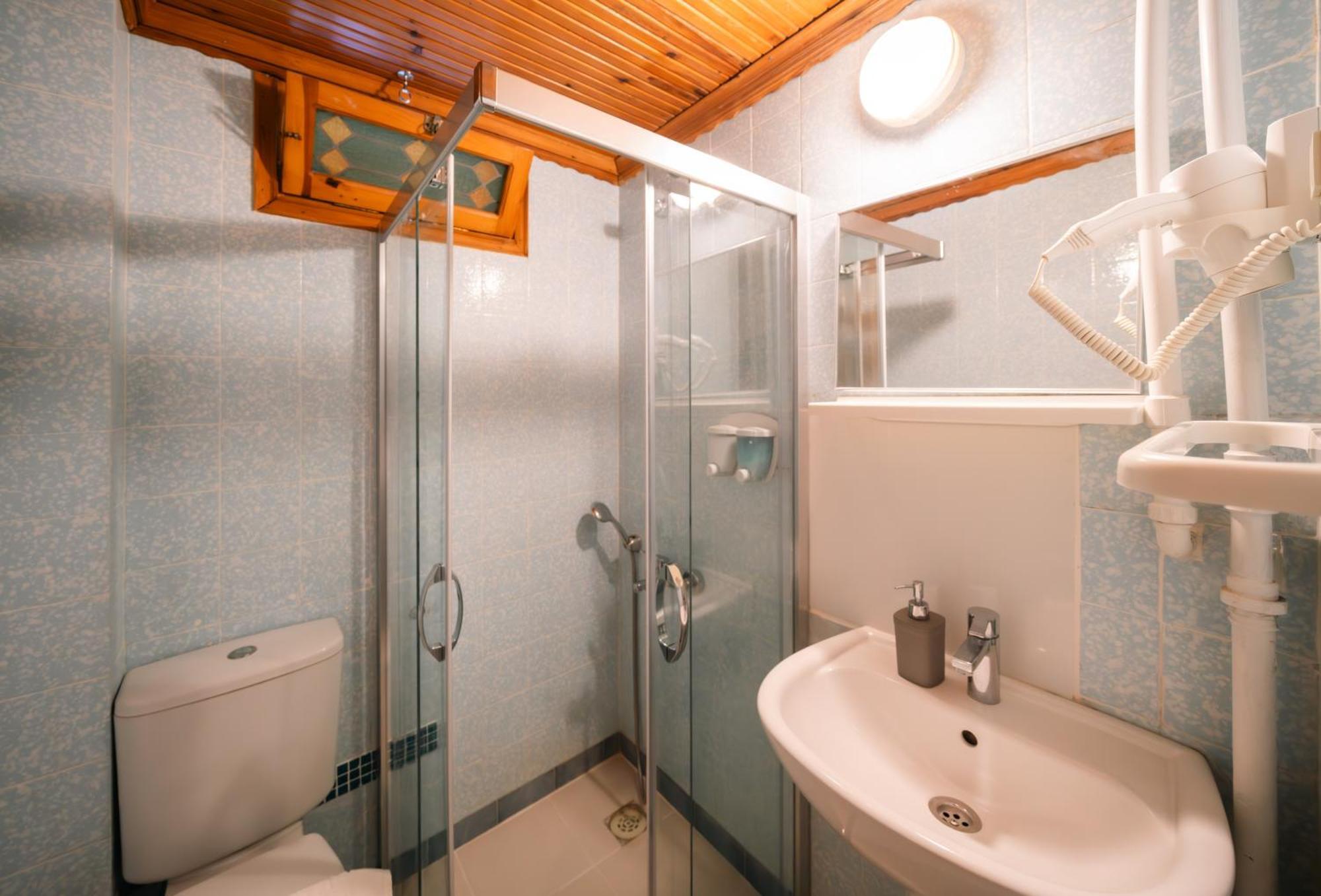Totelya Hotel اكياكا المظهر الخارجي الصورة